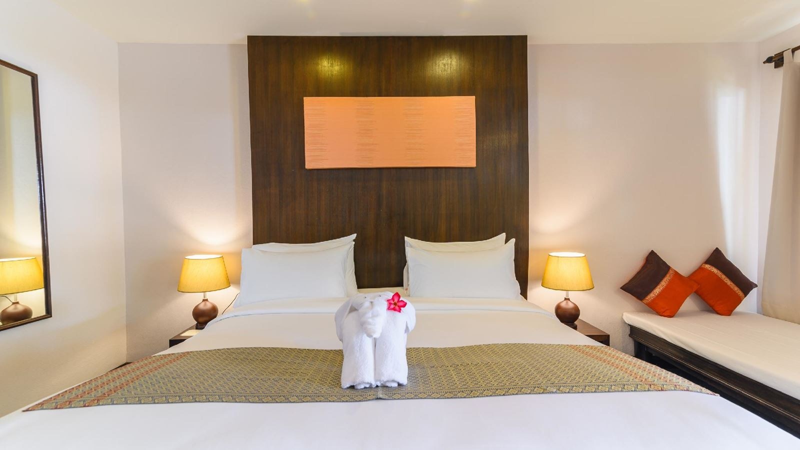 rooms-superior-pool-side