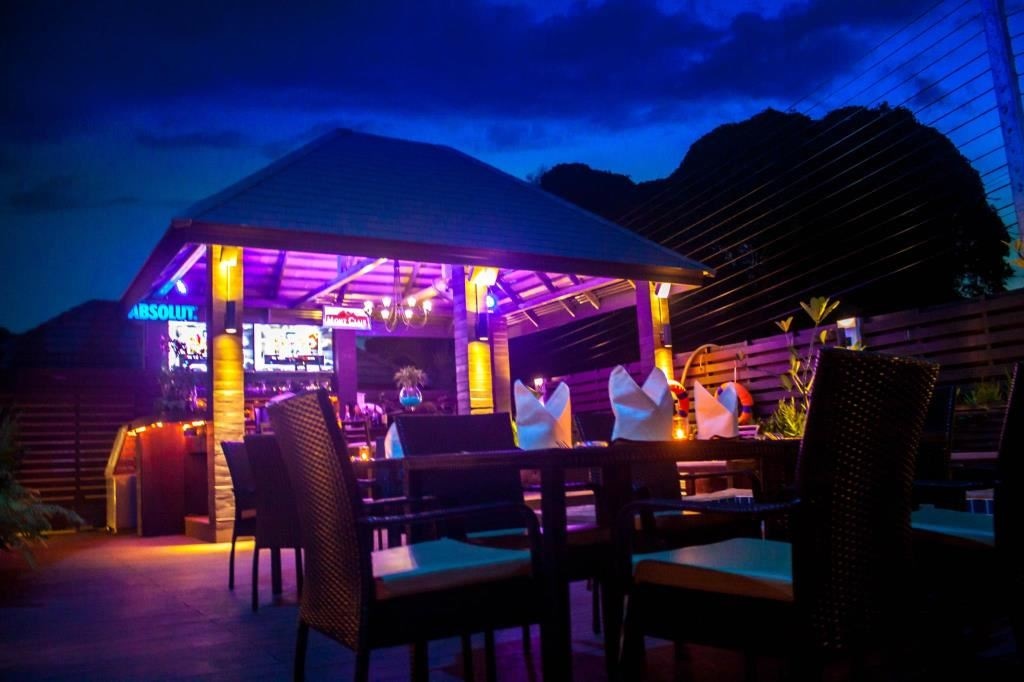 restaurants-the-cube