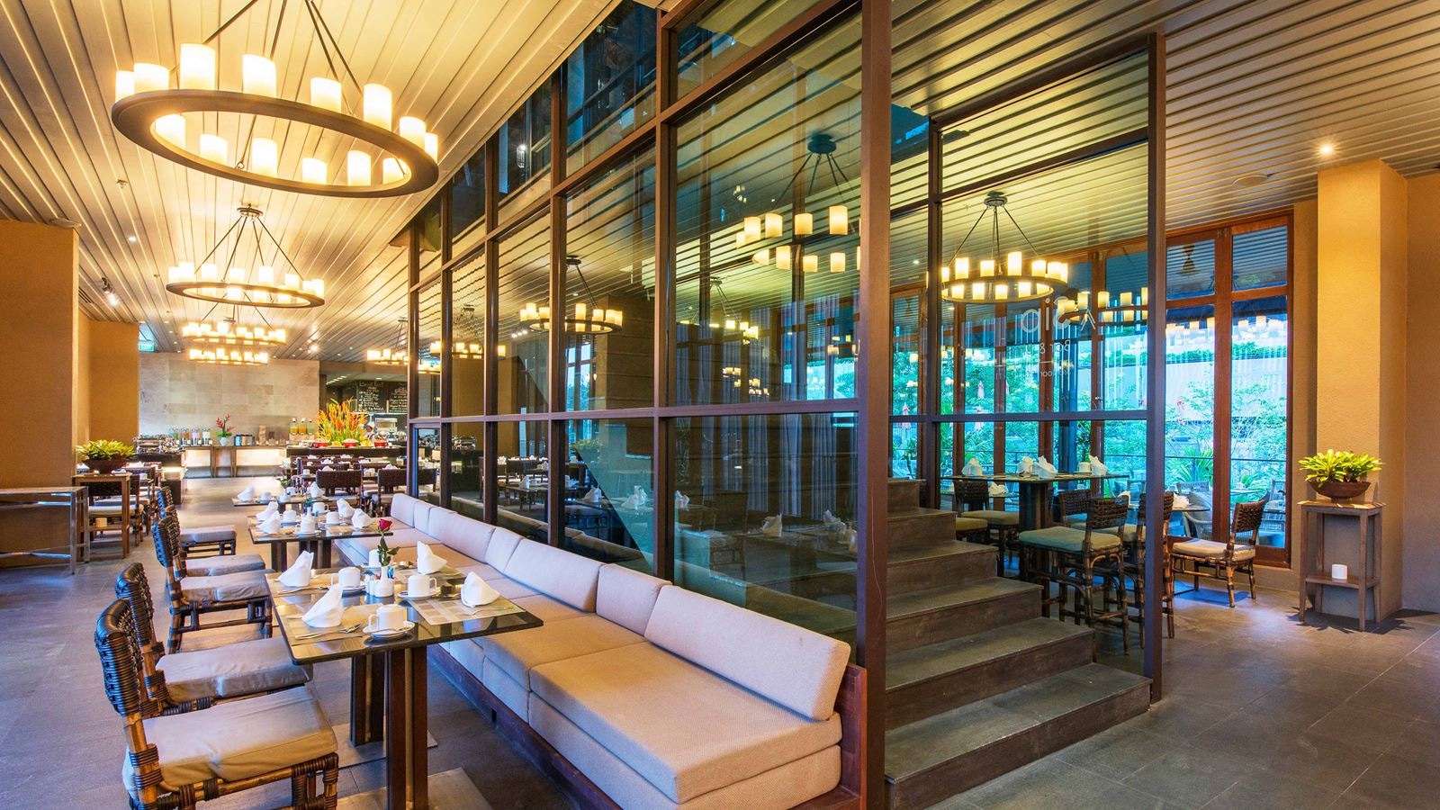 restaurants-sail-restaurant