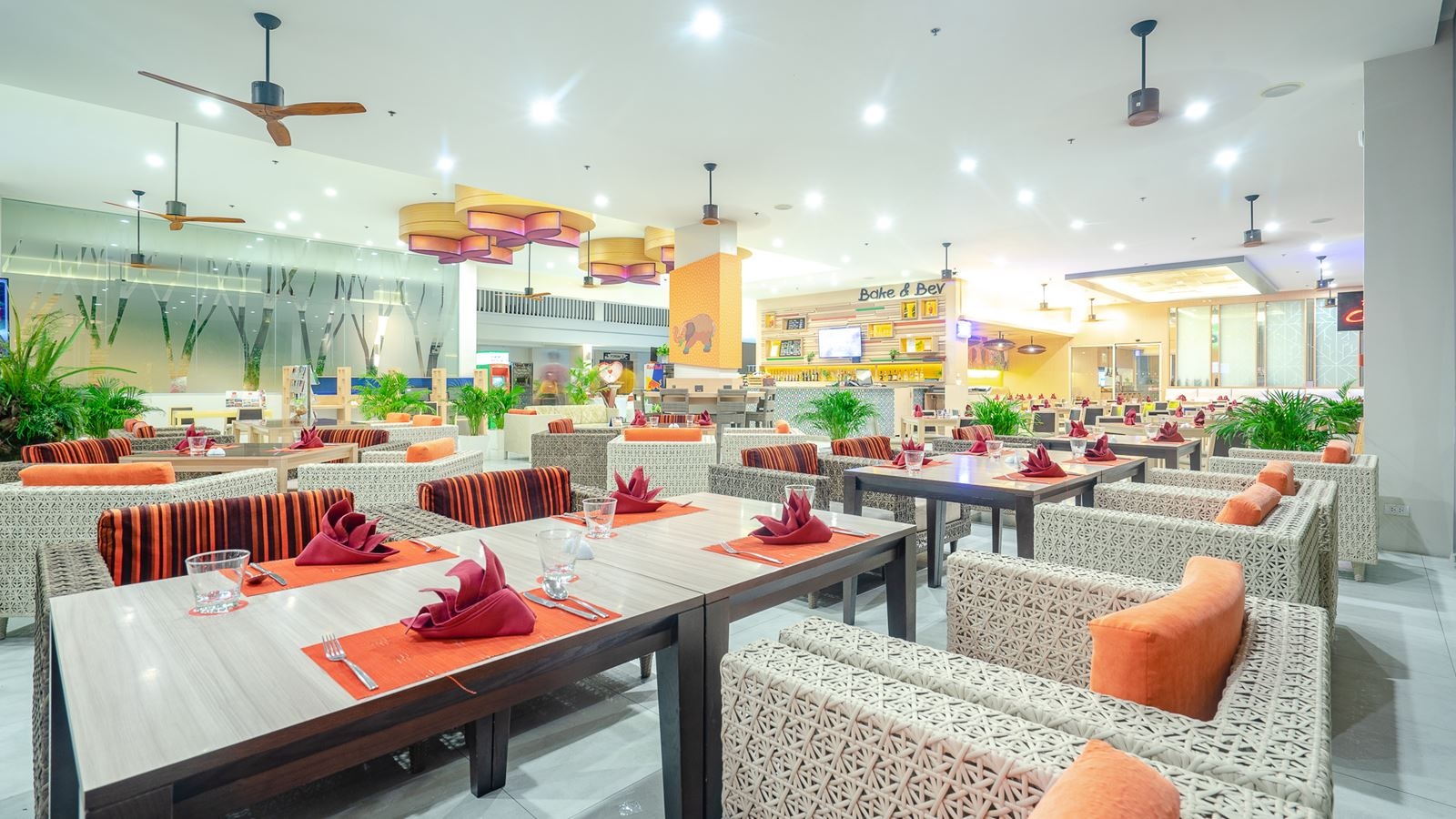 restaurants-the-cafe