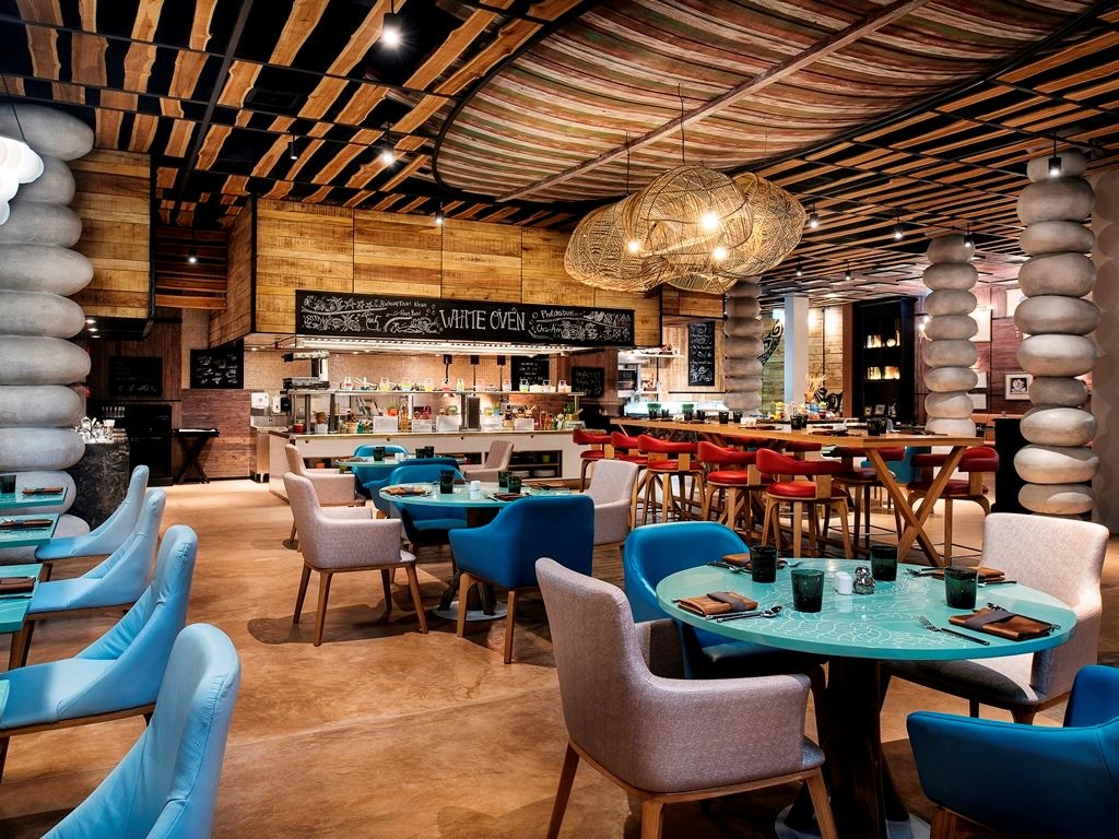 restaurants-white-oven