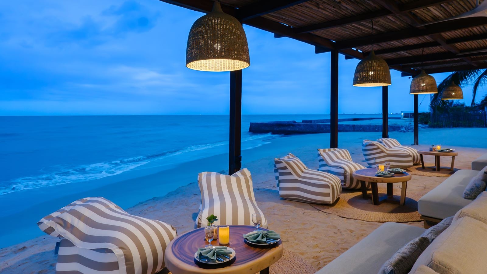 restaurants-beach-society