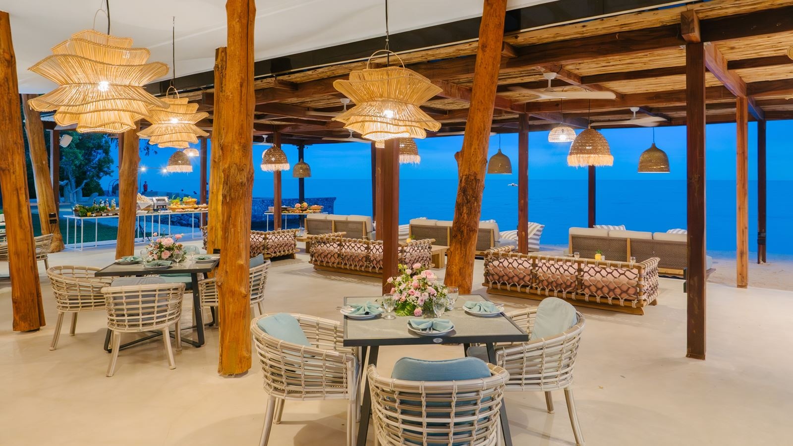 restaurants-beach-society