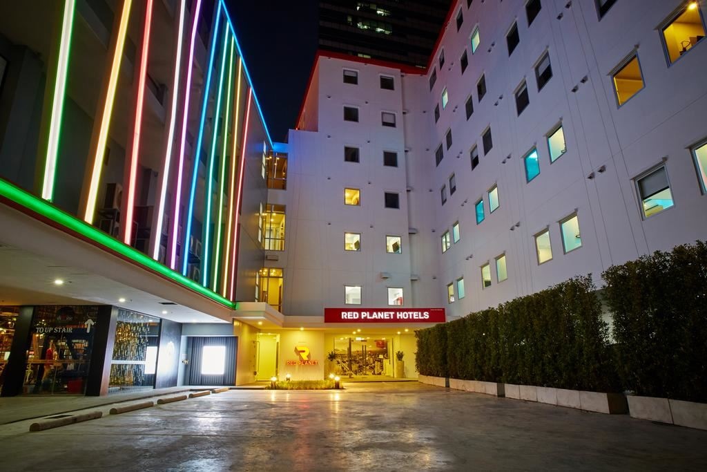 general-main-building