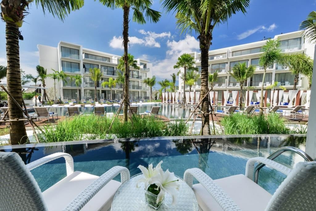 rooms-garden-pool-suite