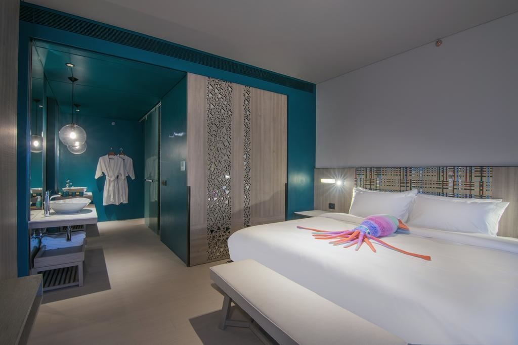 rooms-family-pool-suite