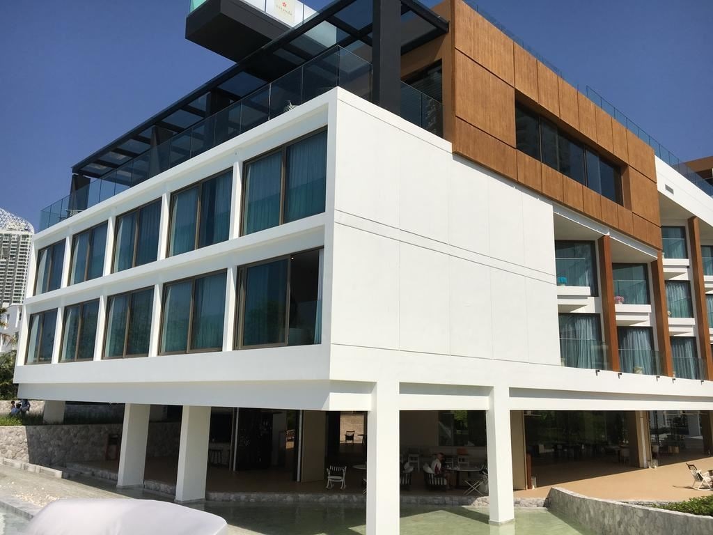 general-main-building