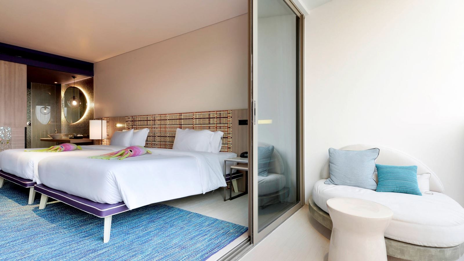 rooms-seascape-queen