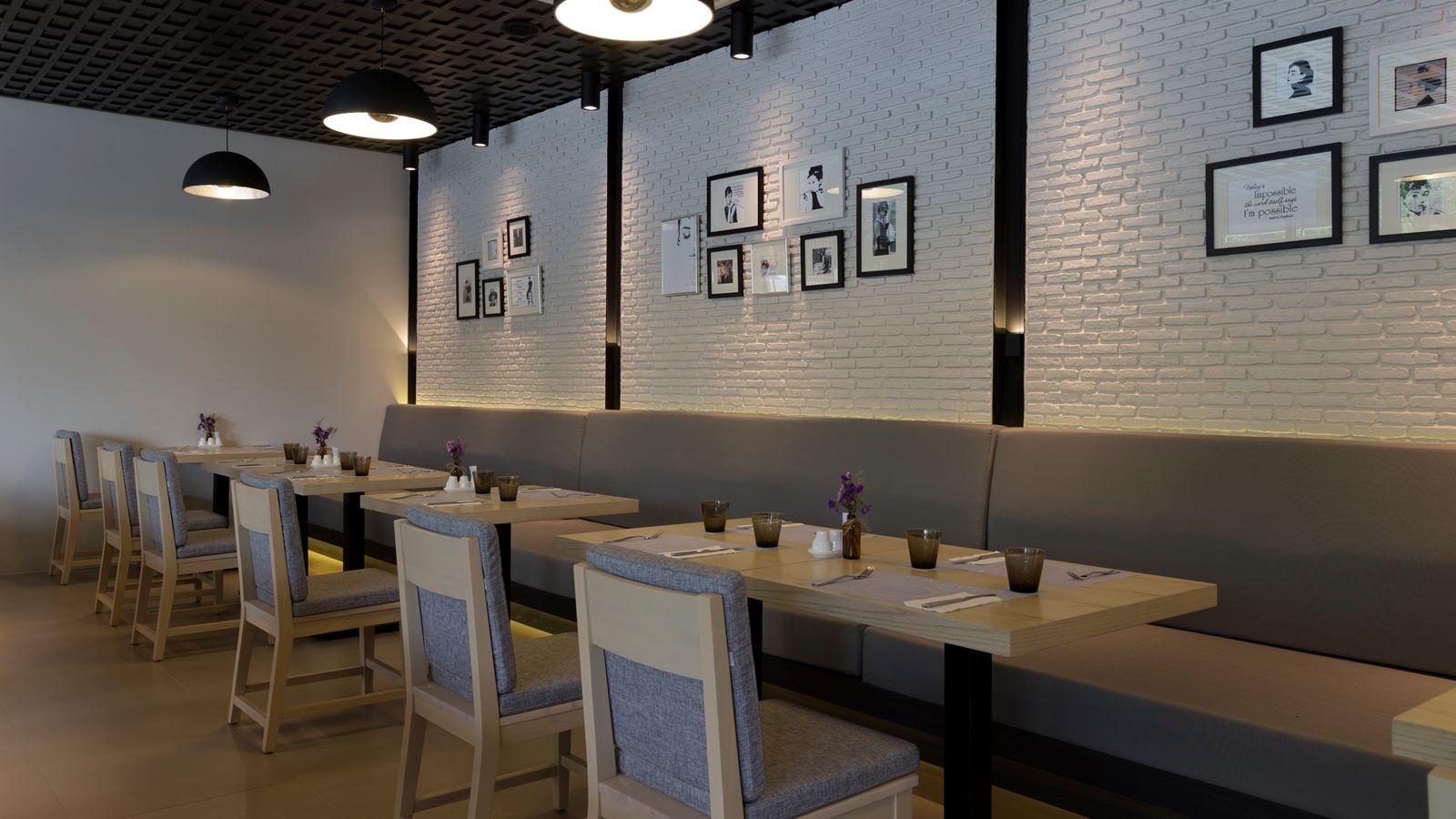 restaurants-ikon-cafe-restaurant