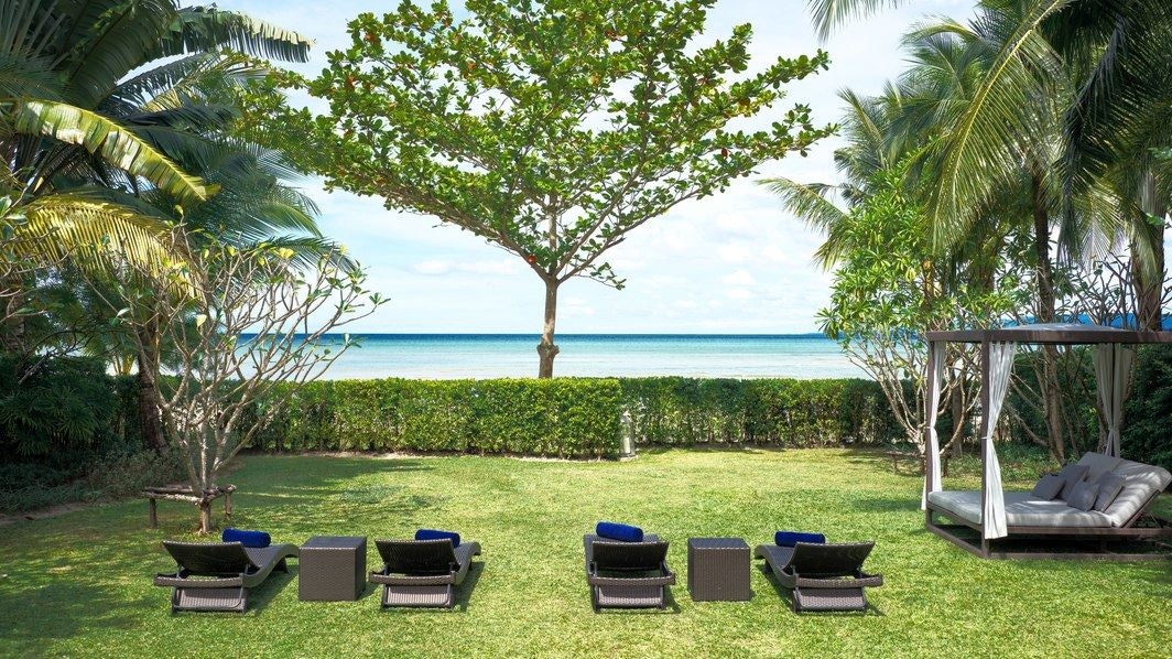 rooms-beachfront-pool-villa