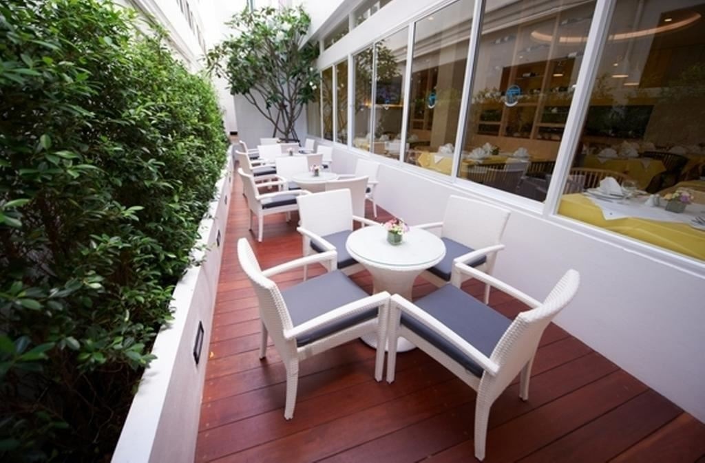 restaurants-beach-bar-restaurant