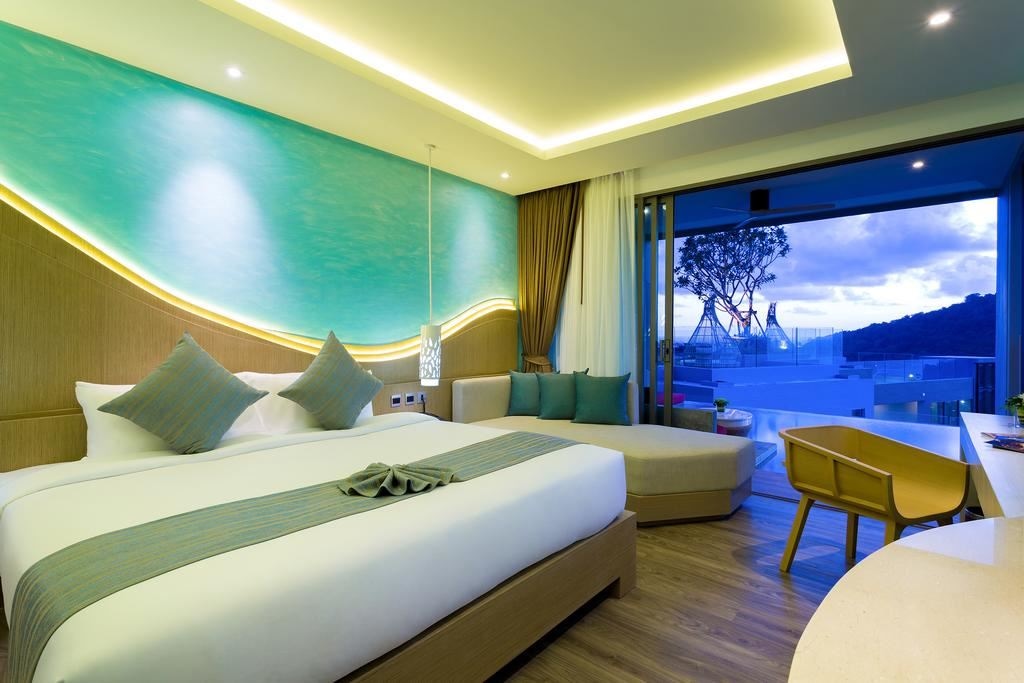 rooms-deluxe-pool-access-sea-view