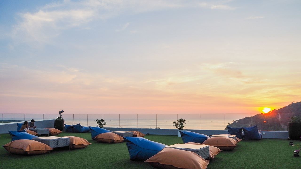 restaurants-diva-sky-lounge