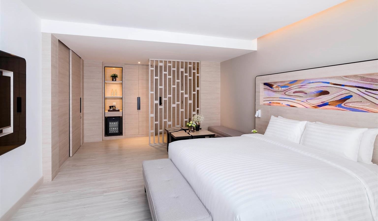 rooms-executive-room