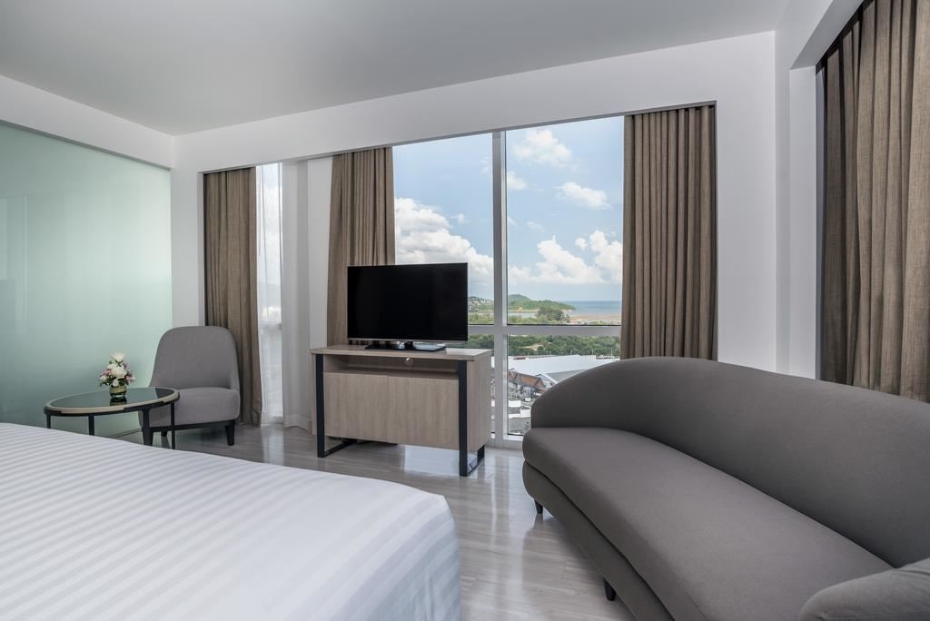 rooms-executive-suite