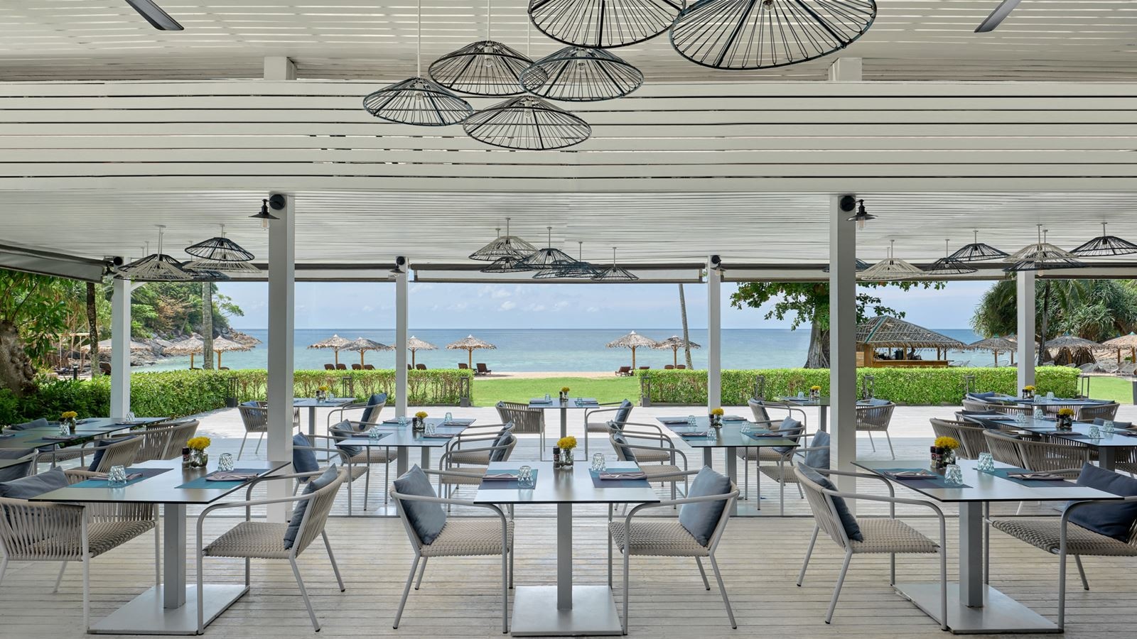 restaurants-beach-grill