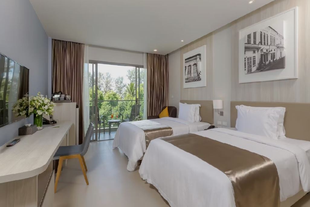 rooms-deluxe-room-beach-wing