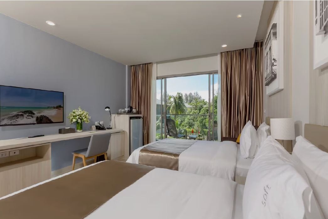 rooms-deluxe-room-beach-wing