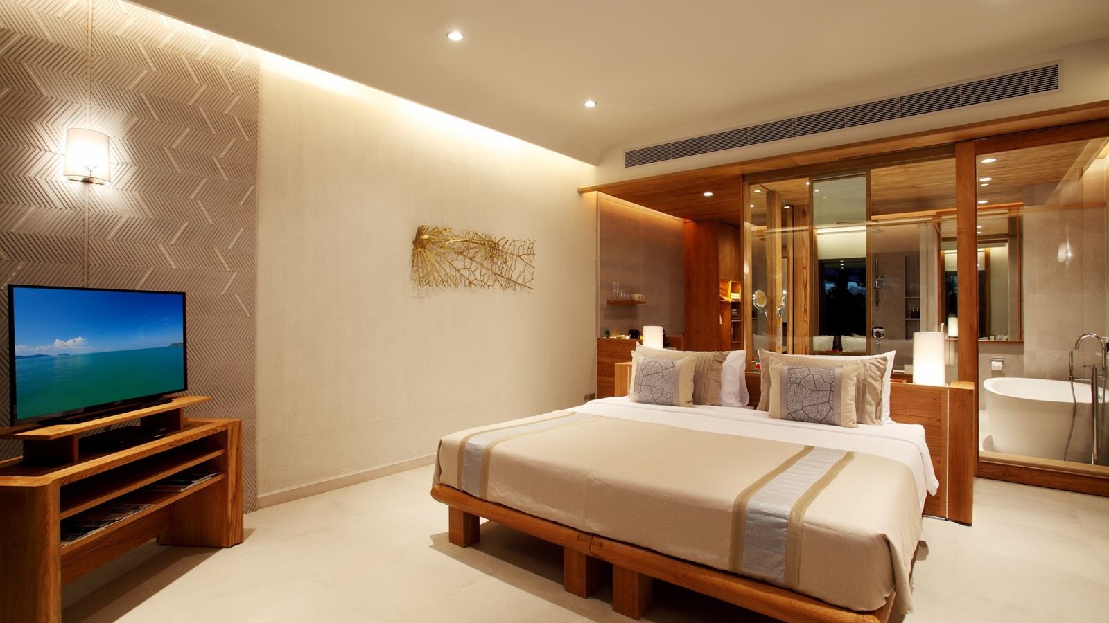 rooms-ocean-view-pool-suite-west