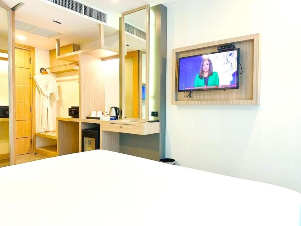 rooms-premium-superior-king-room