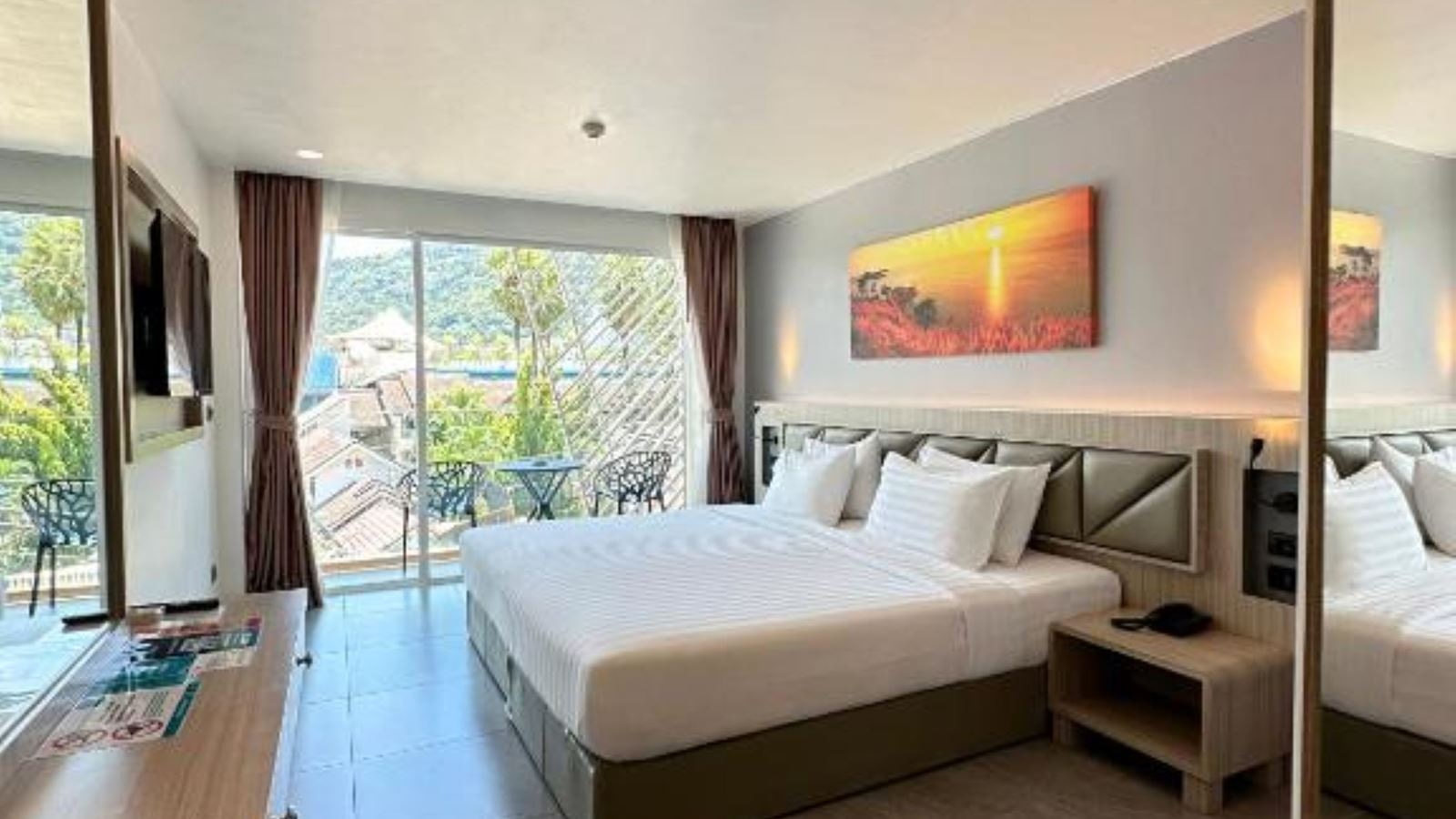 rooms-premium-superior-king-mountain-view