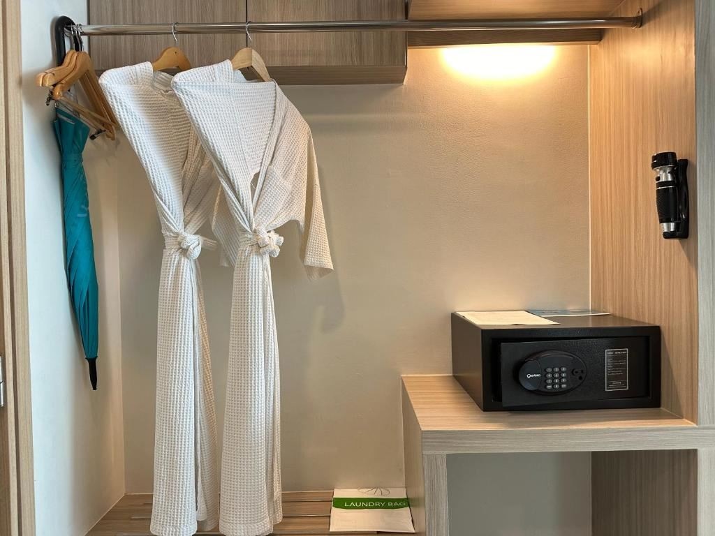 rooms-premium-superior-twin-mountain-view