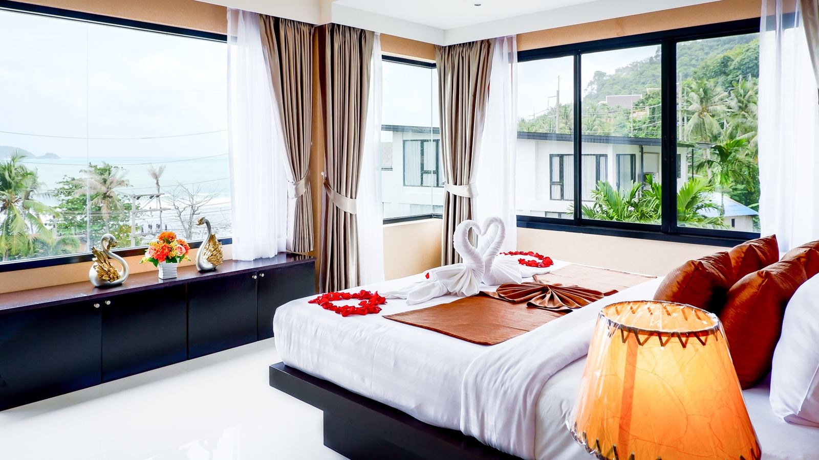 rooms-executive-suite