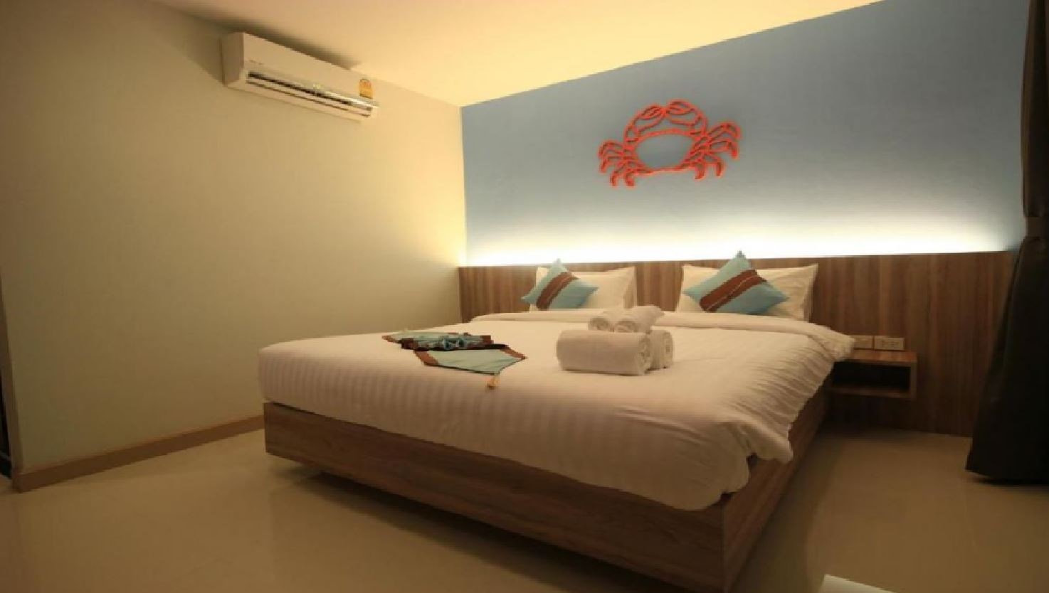 rooms-deluxe-connecting-room-for-4-persons