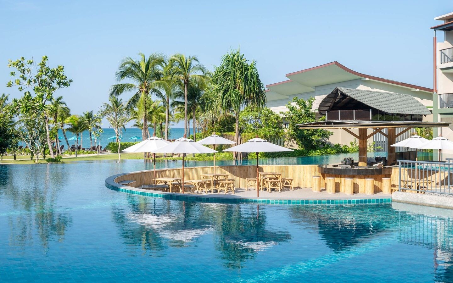 bars-bamboo-pool-bar