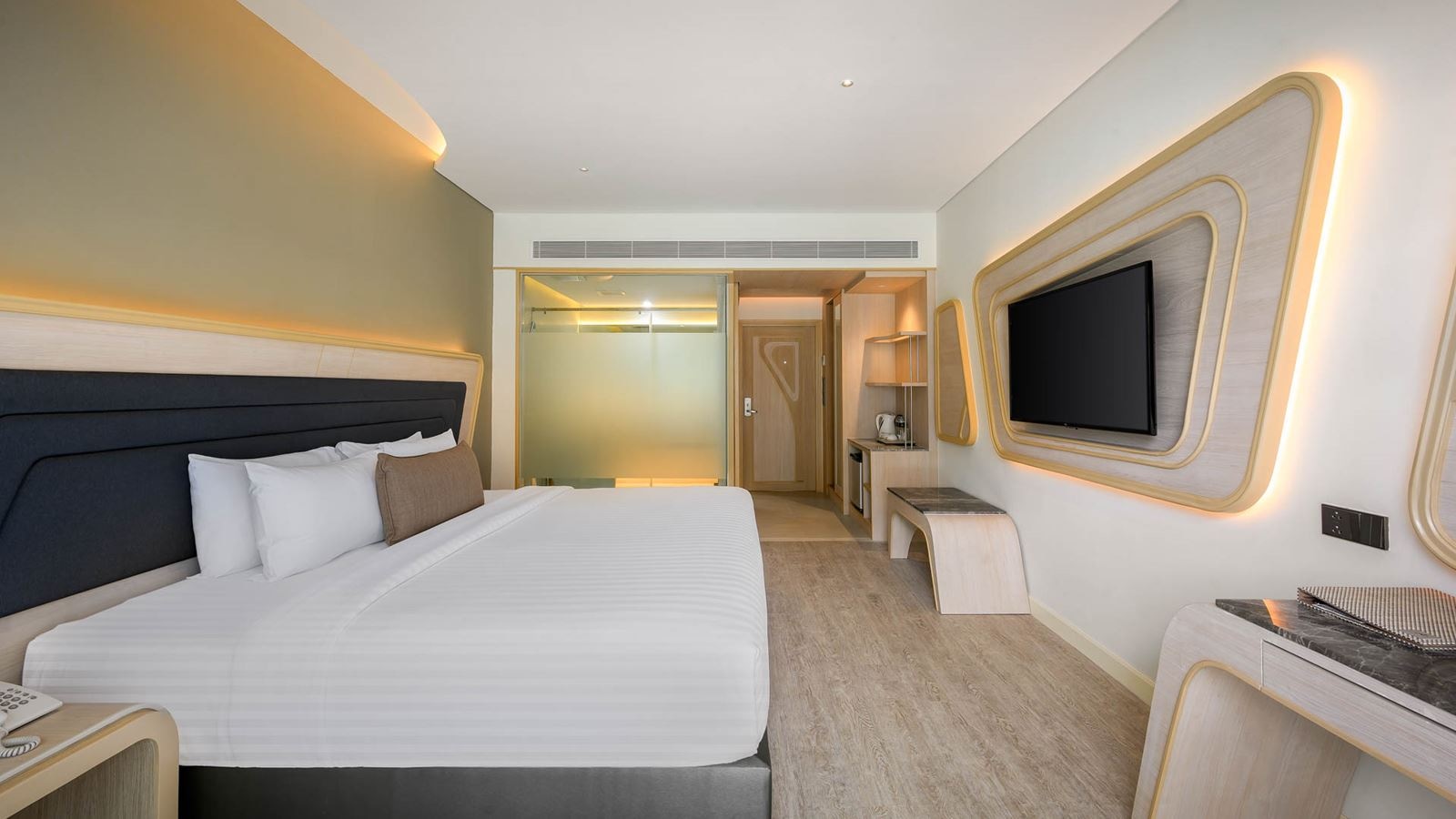 rooms-amora-superior-pool-view