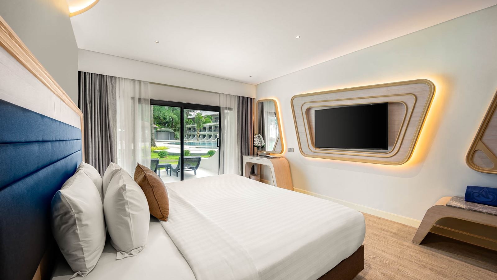 rooms-amora-superior-pool-view