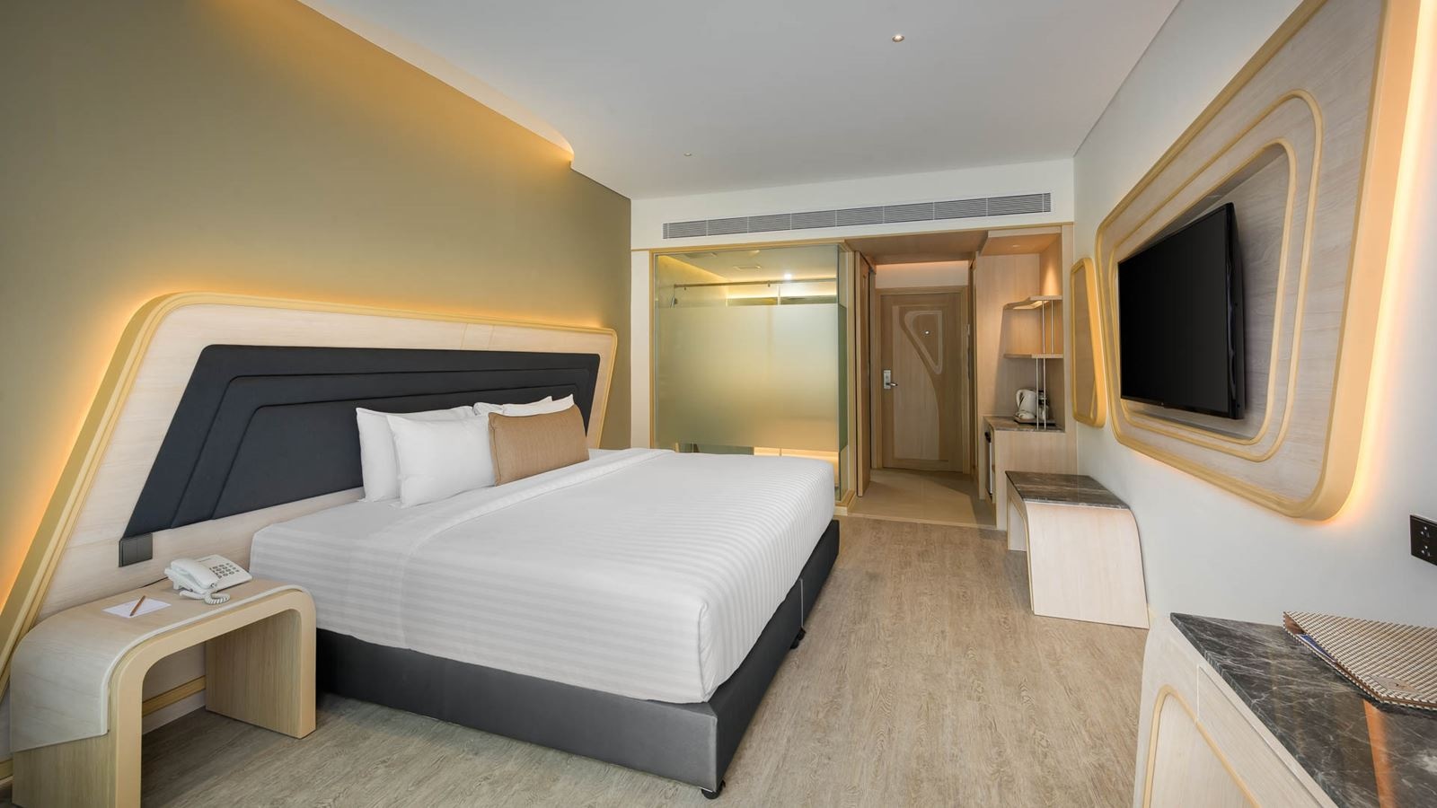 rooms-amora-superior-pool-side