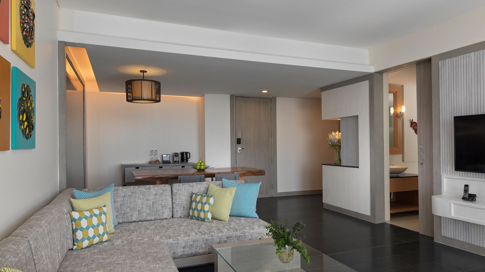 rooms-deluxe-mai-khao-suite