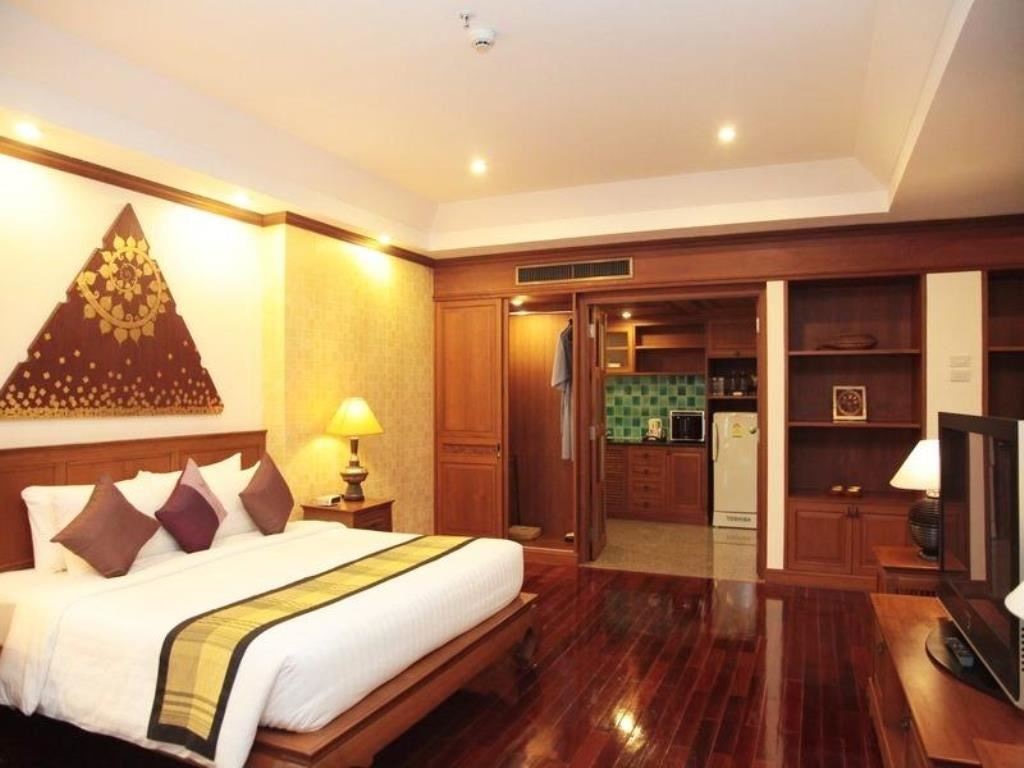 rooms-executive-suite