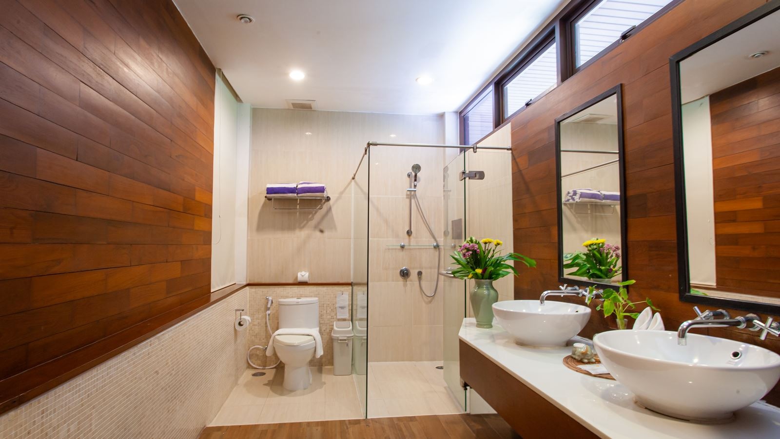 rooms-deluxe-pavilion-seaview