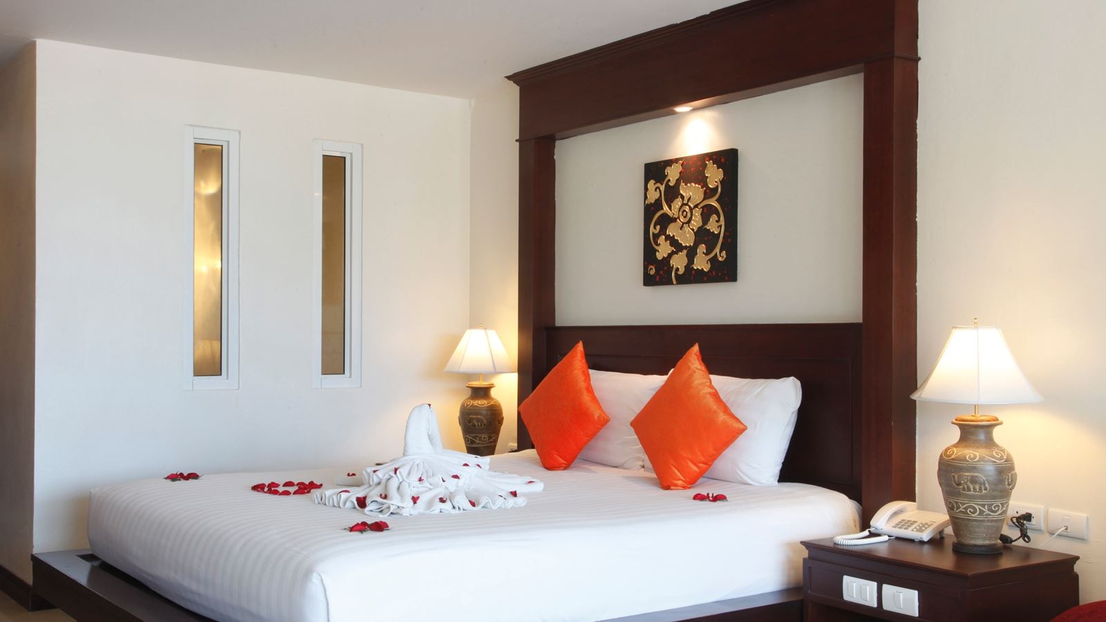 rooms-deluxe-partial-sea-view