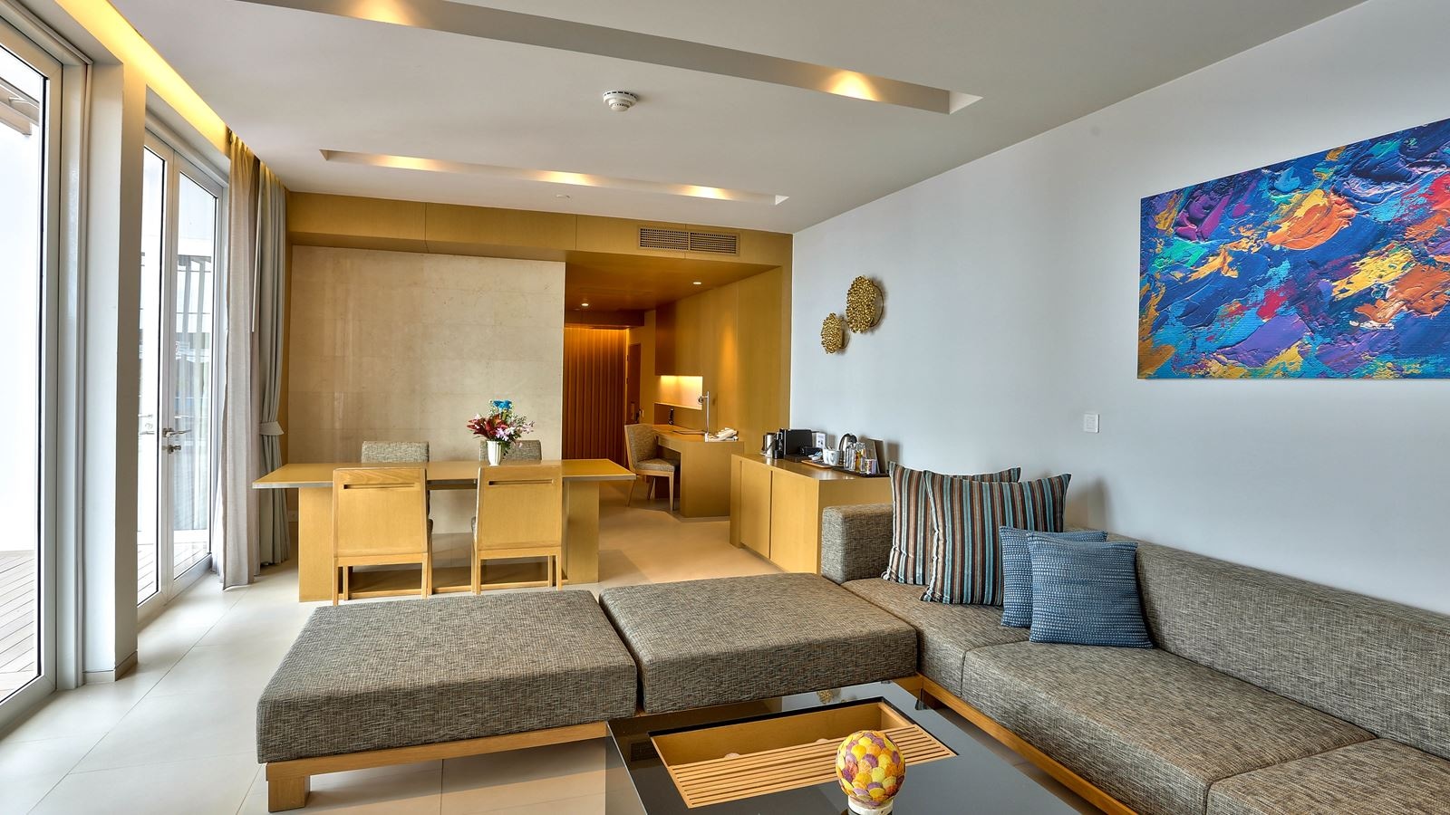 rooms-one-bedroom-seaview-suite-private-pool