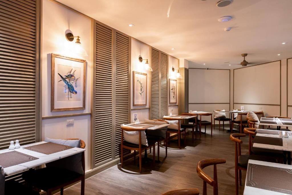 restaurants-restaurants