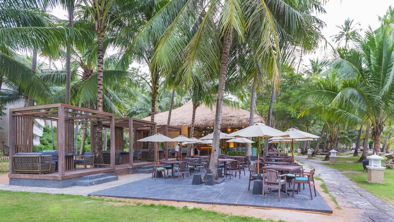 restaurants-bamboo-bar