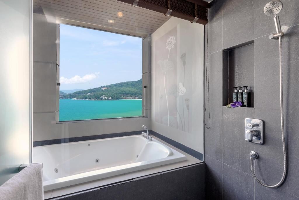 rooms-sea-view-jacuzzi-junior-suie