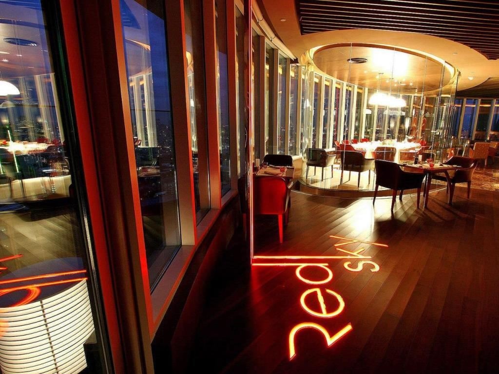 restaurants-red-sky