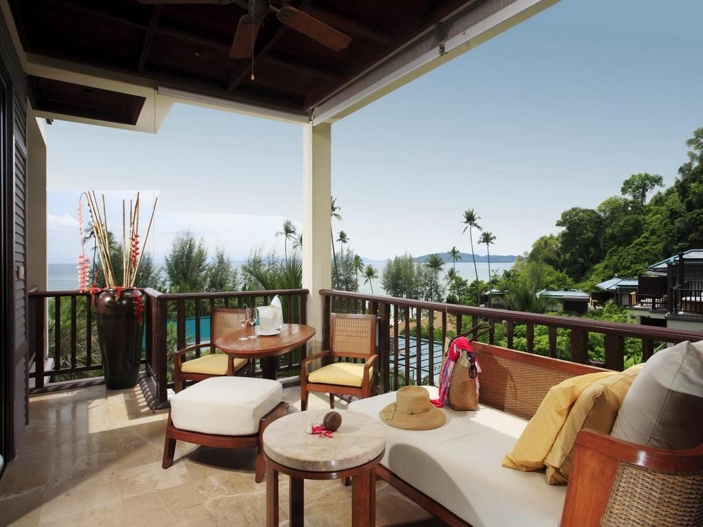 rooms-premium-deluxe-ocean-view