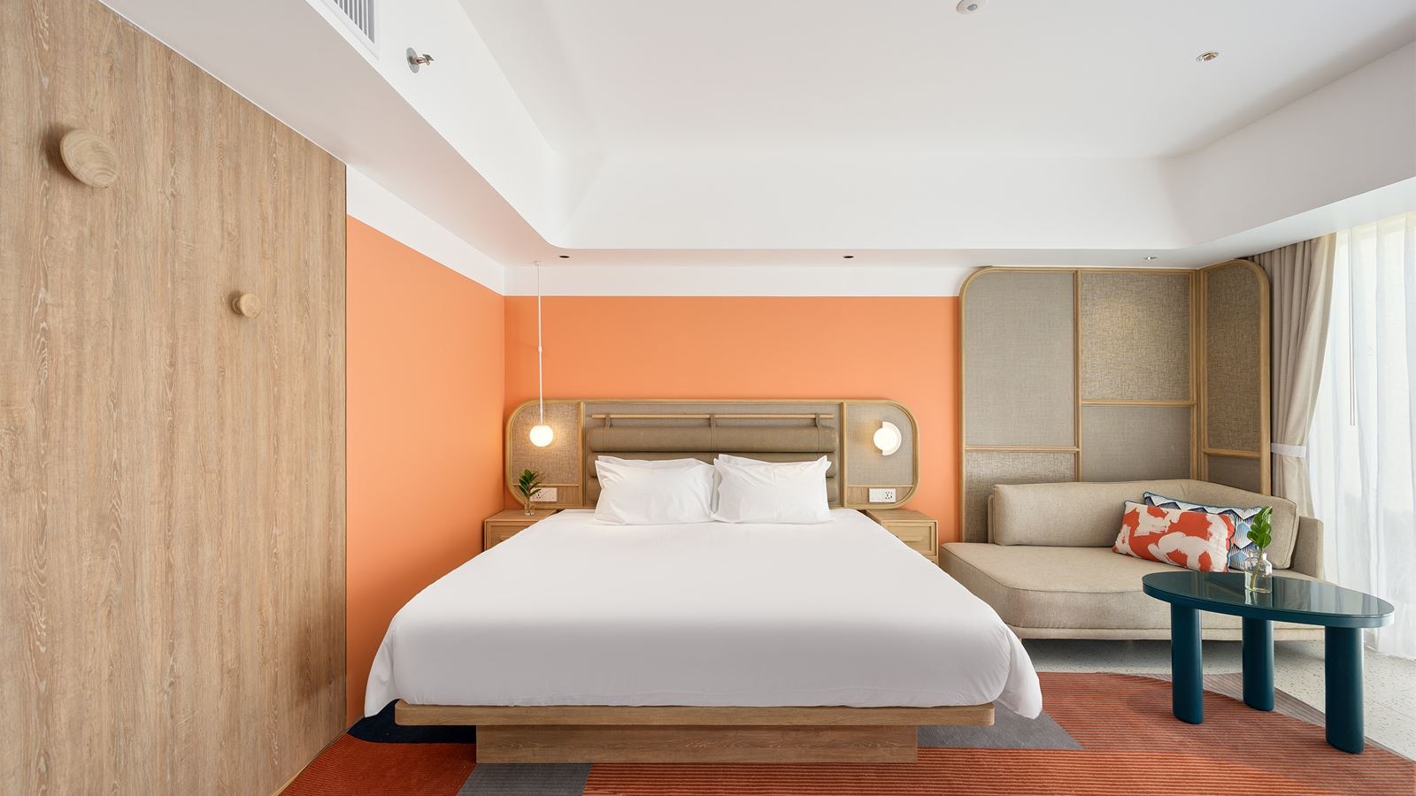 rooms-deluxe-pool-view