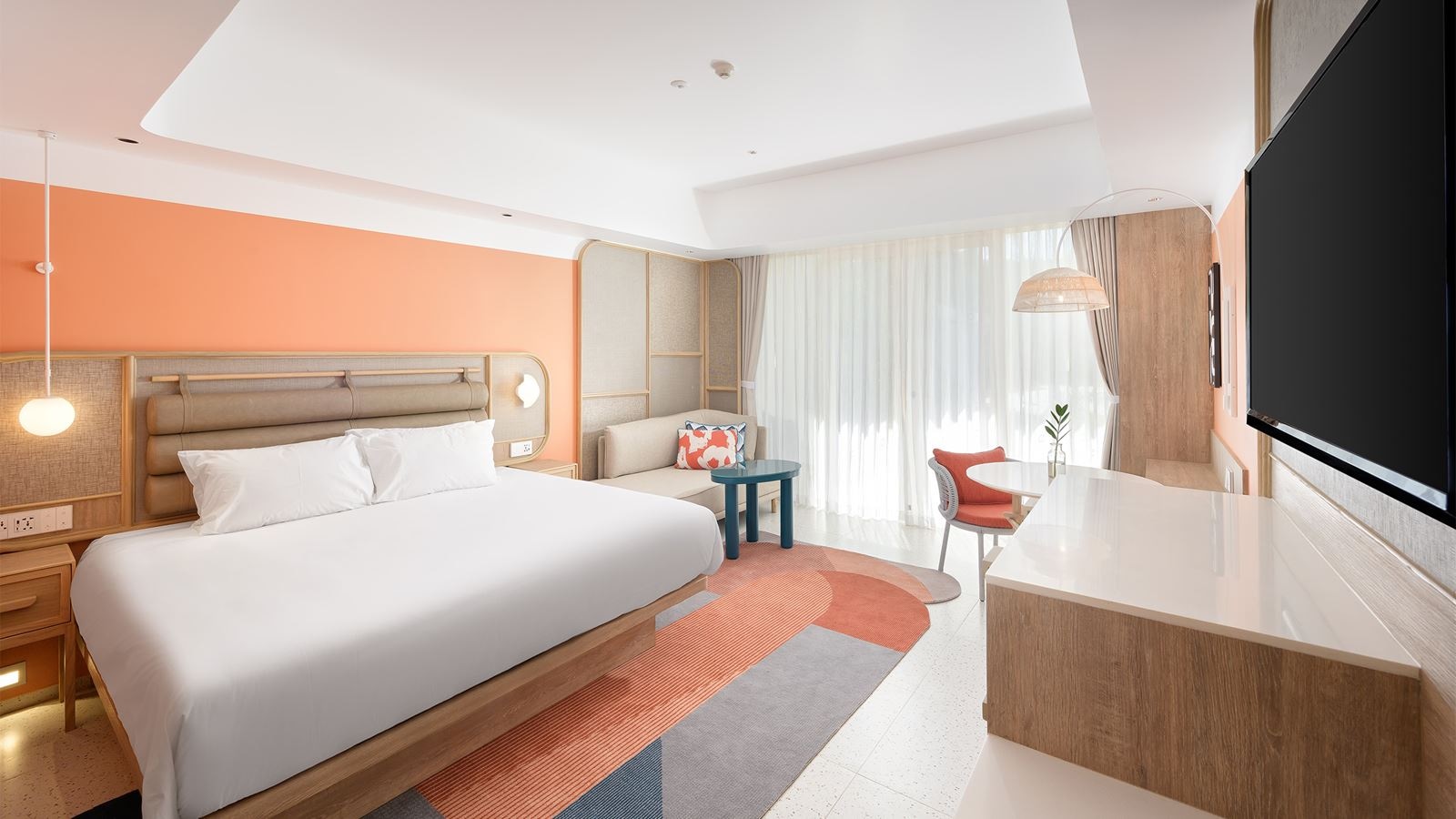 rooms-deluxe-pool-view