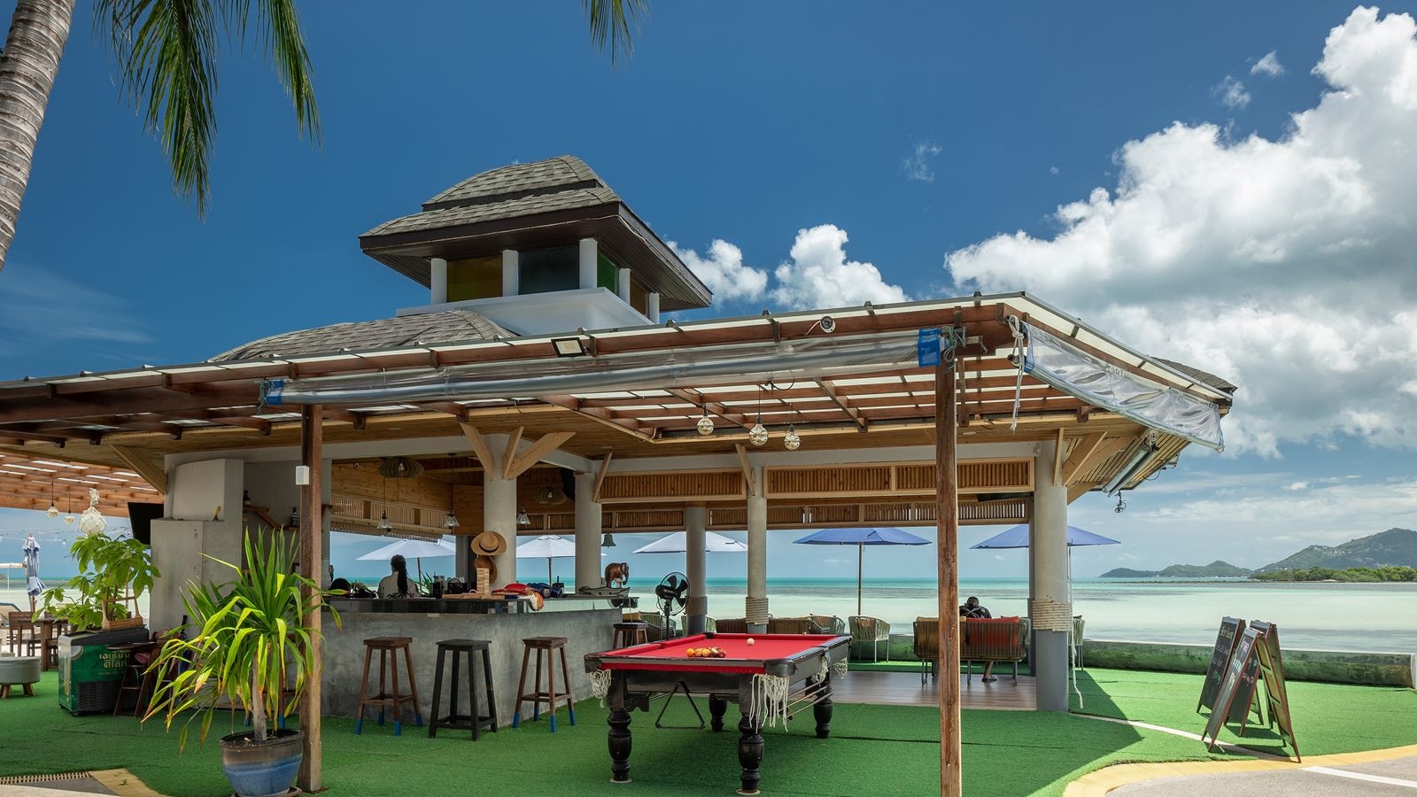 bars-cabana-beach-club