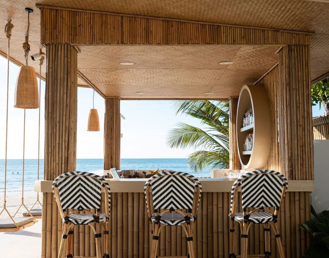 bars-sealections-seafood-grill-and-bar