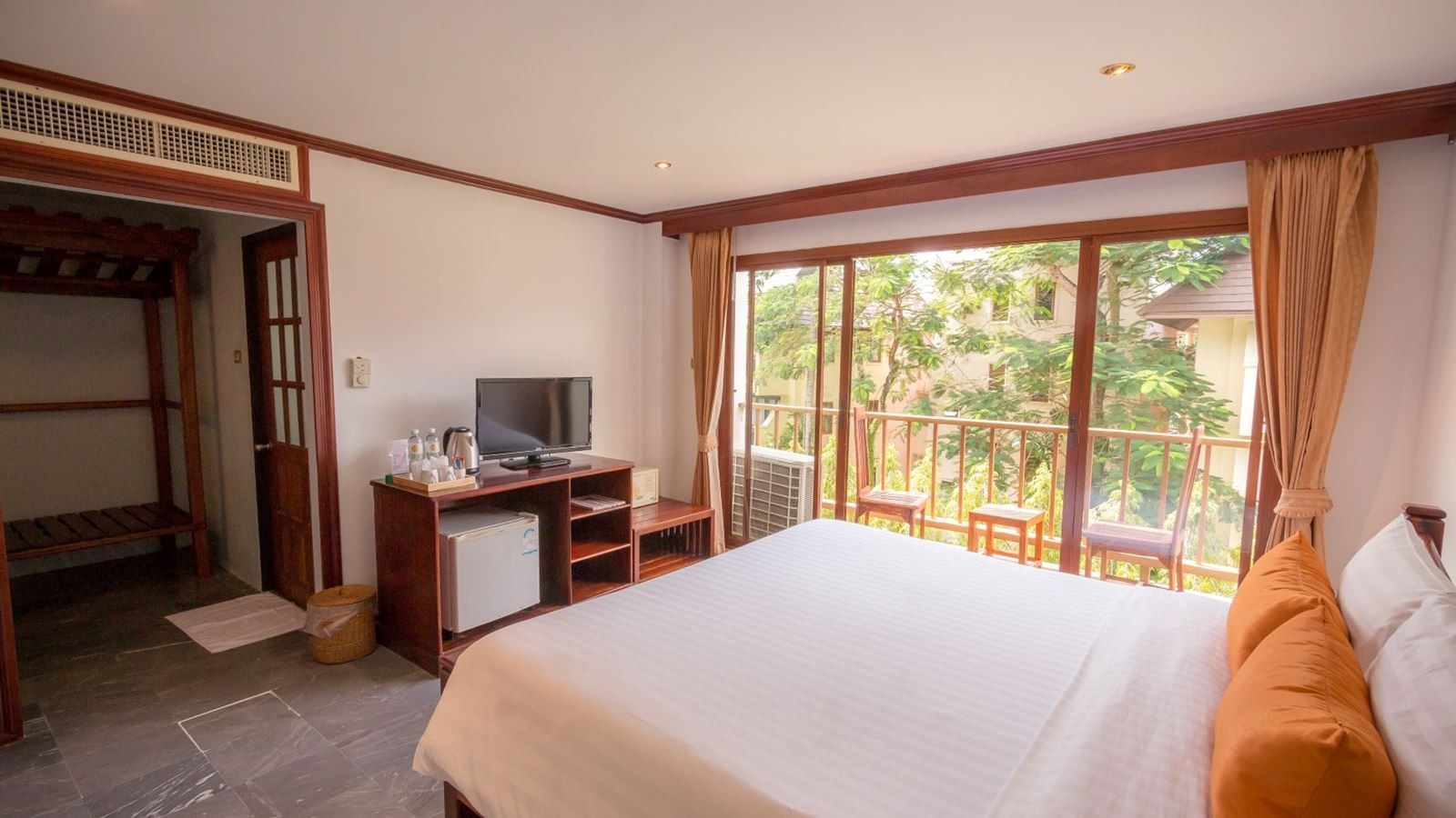 rooms-simple-thai-doubletwin