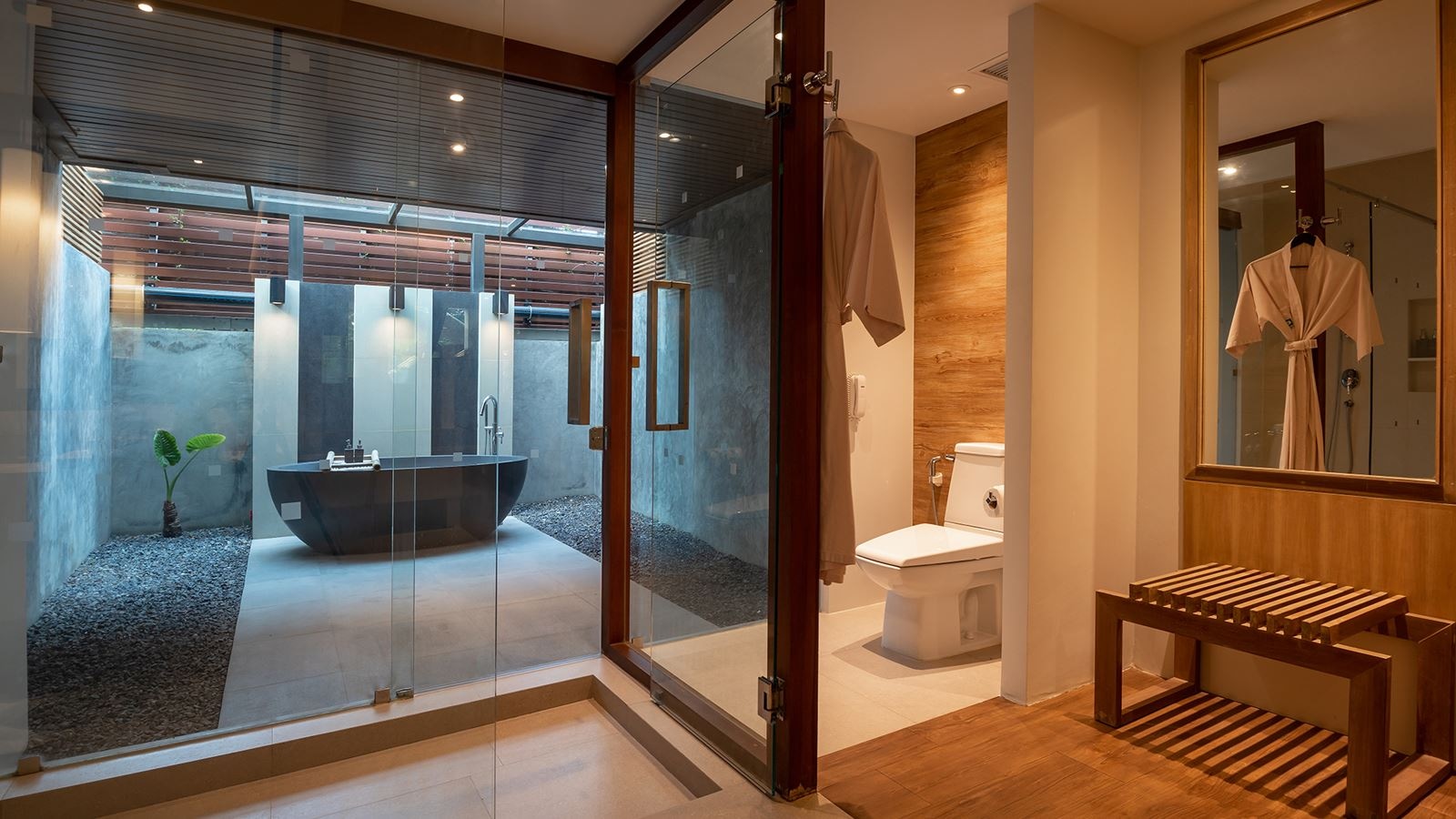 rooms-deluxe-regency-rooms