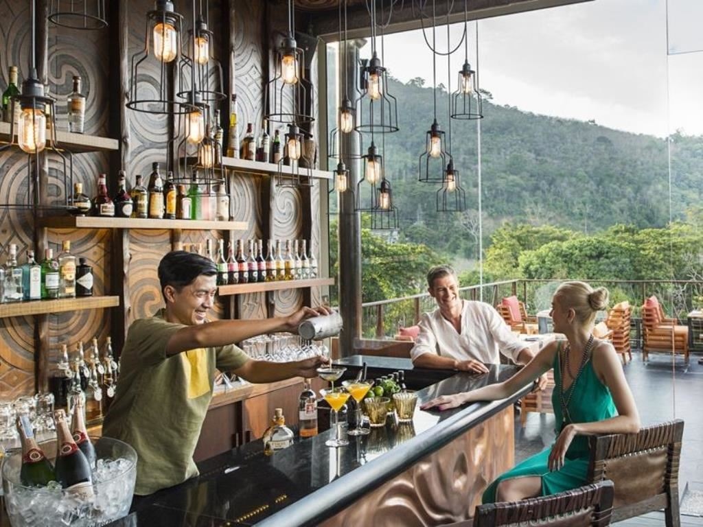 restaurants-mala-restaurant-and-mala-bar