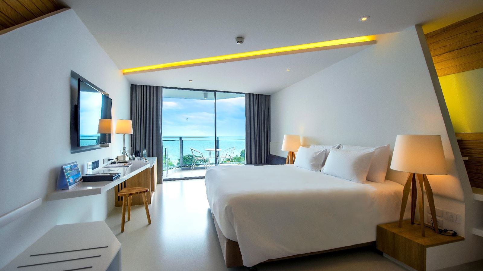 rooms-superior-ocean-view